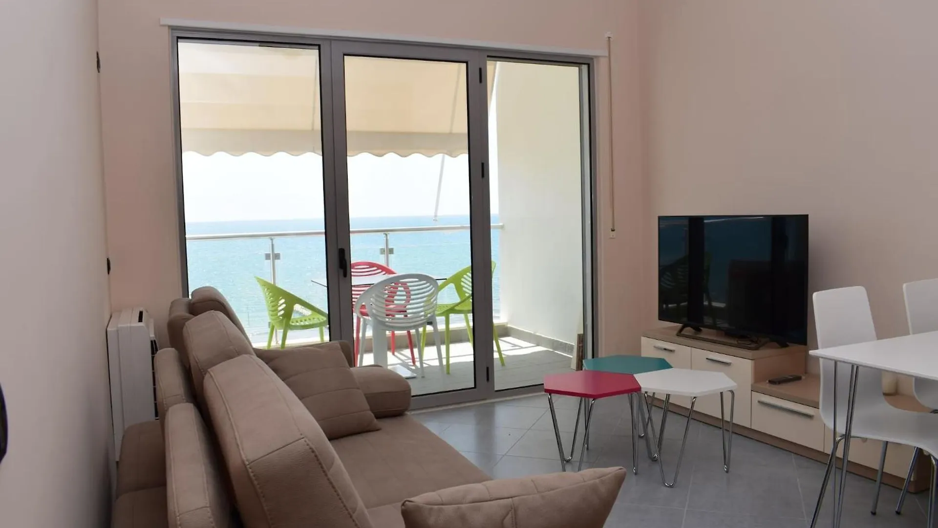דורס Brisa Del Mar Beachfront Apartments אלבניה