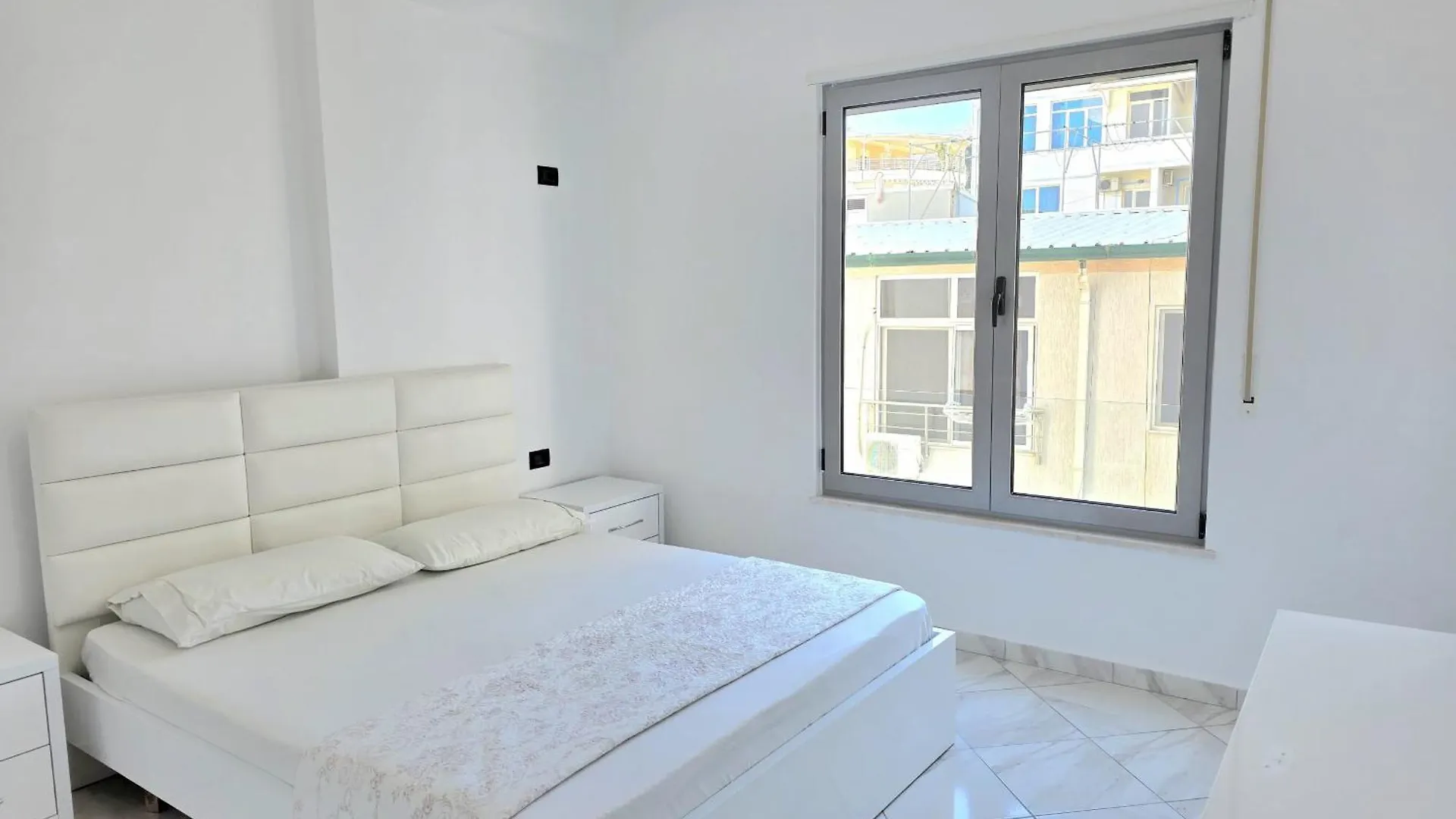 Brisa Del Mar Beachfront Apartments دراس 0*,  ألبانيا