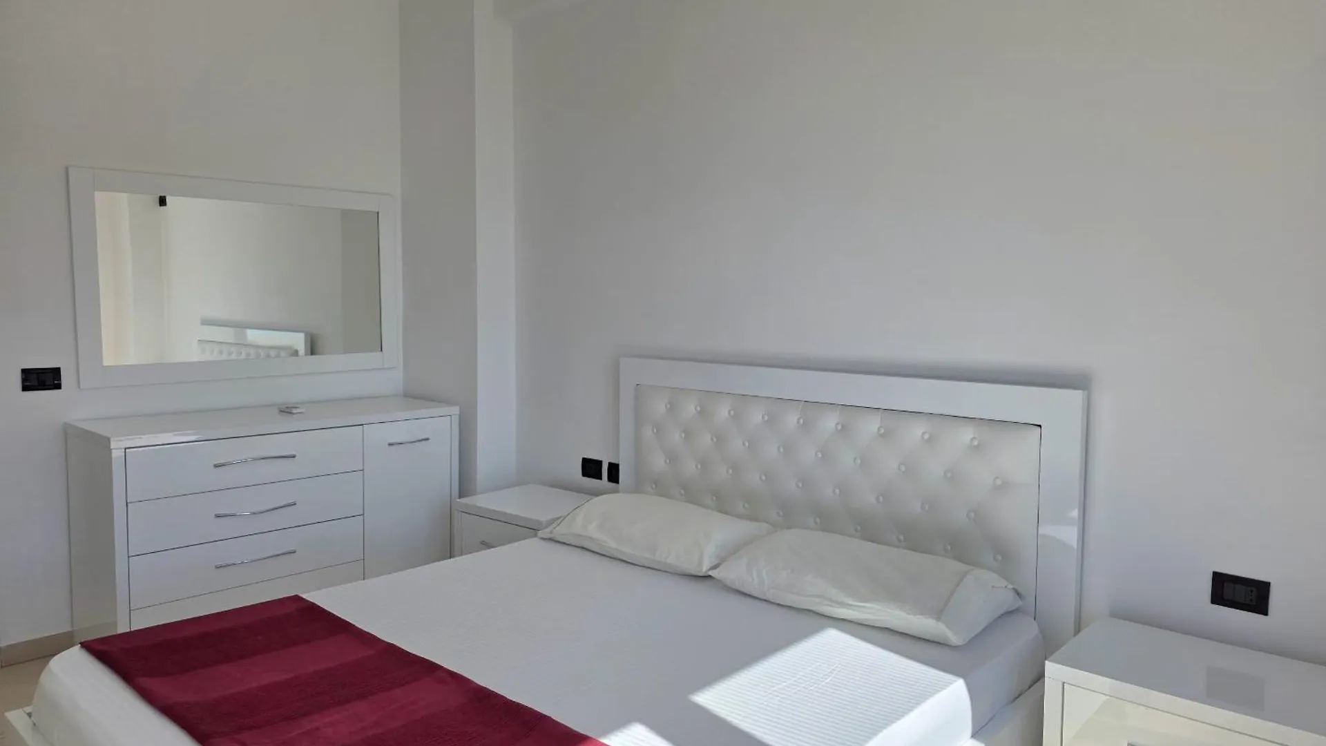 דורס Brisa Del Mar Beachfront Apartments